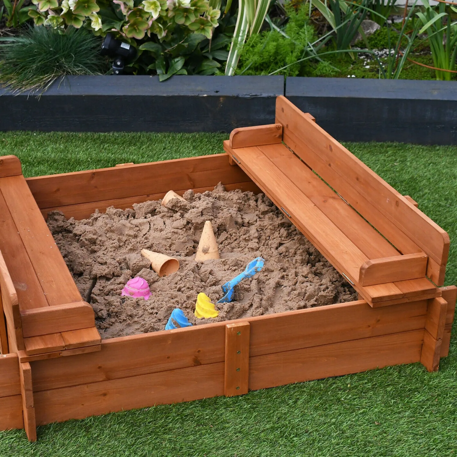 Little Helper Sand & Water Table & Sandpits & Mud Kitchens | Childrens Non-Allergenic Pre-Treated Wooden Sandpit with Lid and Seats | Outdoor Kids Sand Pit 3-8 years | 96 x 96cm
