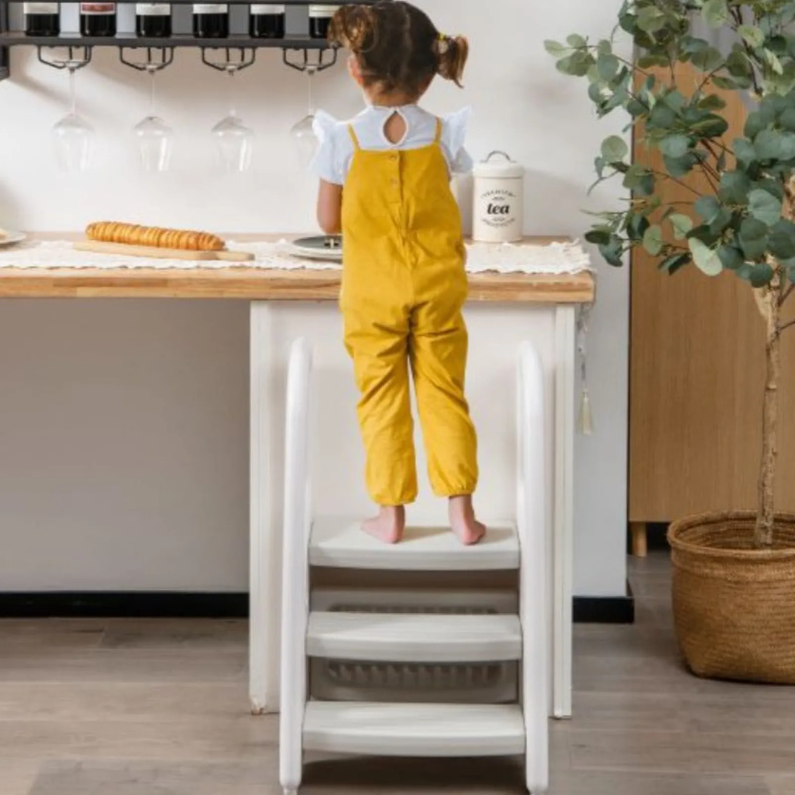 Little Helper Montessori Toys & Products | Funpod® Learning Towers | Grow-with-me Montessori Non Slip Step Stool | Learning Tower | White & Grey | 12m+