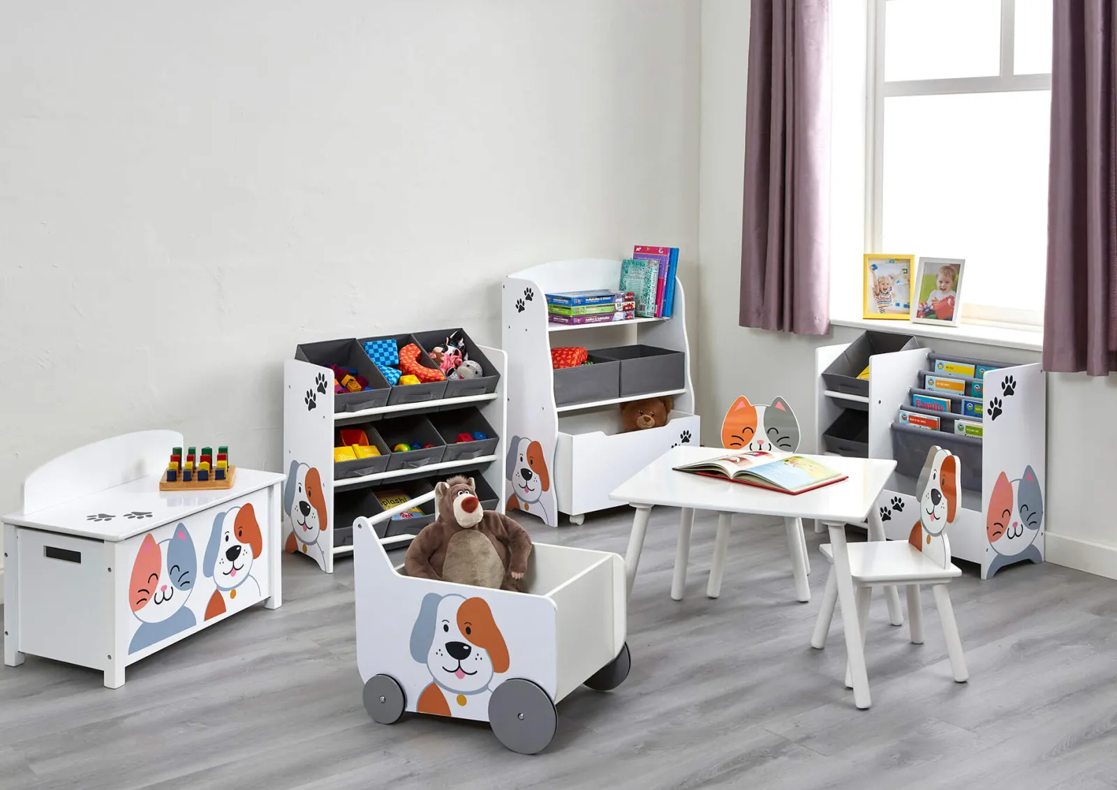 Little Helper Montessori Toys & Products | Toy Box & Blanket Box | Kids Montessori Toy Box and Seat with Slow Release Hinge | Ottoman | Blanket Box | Cat & Dog Design