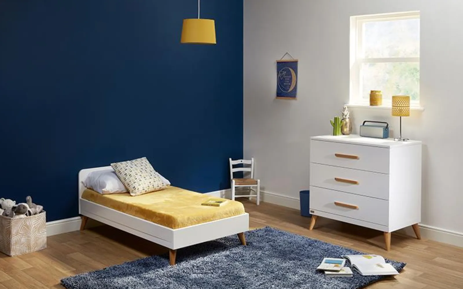 Little Helper Nursery Furniture Sets | Melody Nursery Collection | 2-in-1 Cot & Toddler Bed | Chest Of Drawers | Optic White & Corkscrew Pine