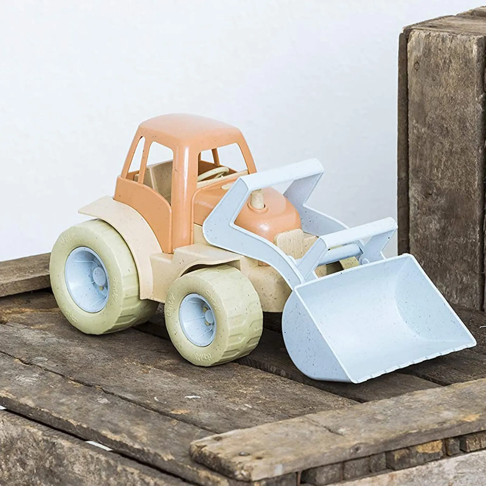 Little Helper Sand & Water Table & Sandpits & Mud Kitchens | Role Play Toys & Pretend Play | Montessori 100% Recyclable BIOPlastic Sandpit Toy | Toy Tractor with Scoop Front Loader | 2 Years+