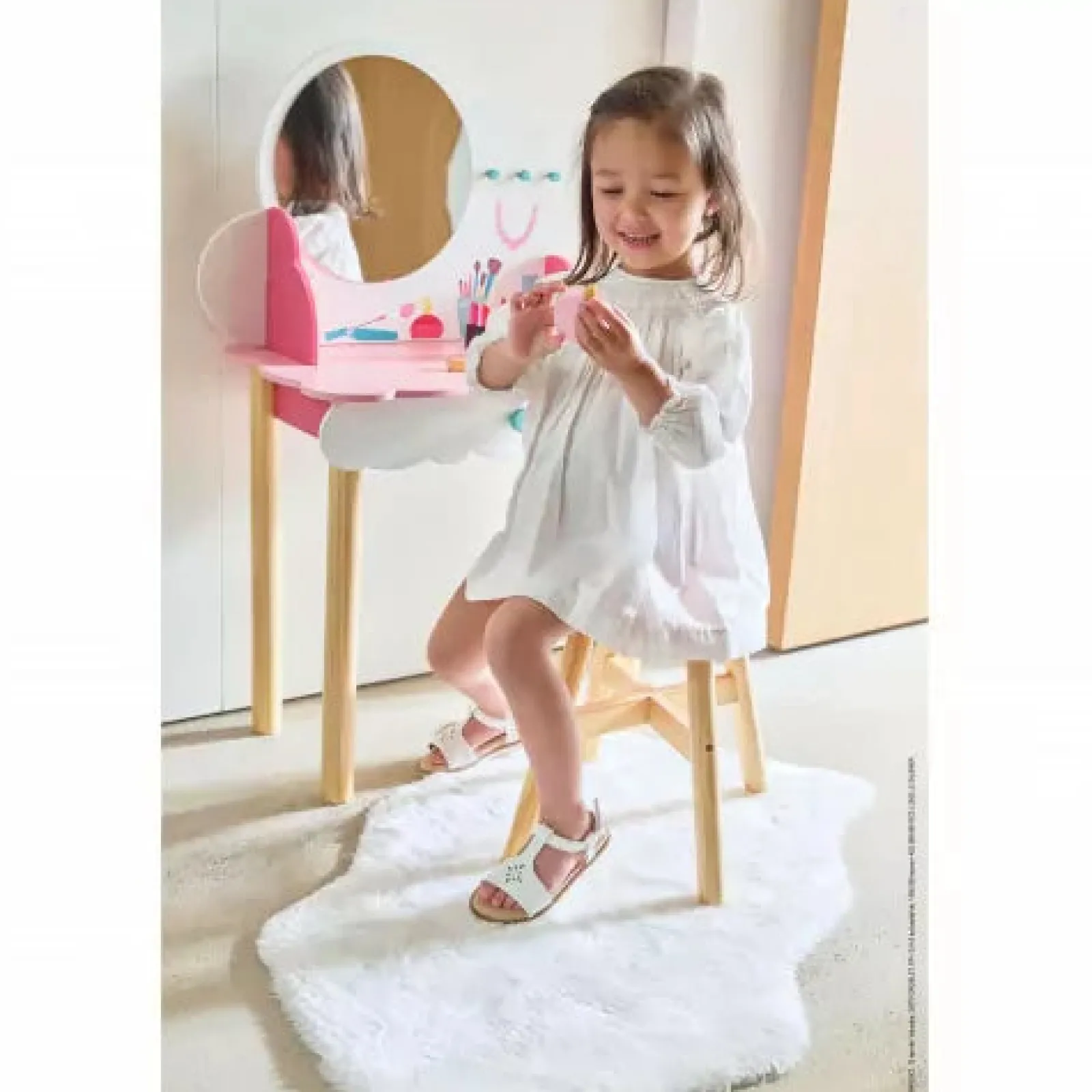 Little Helper Wooden Toys & Educational Toys | Role Play Toys & Pretend Play | Montessori Childrens Dressing Table | Vanity Unit | Role Play Toys | Mirror | Stool | Accessories