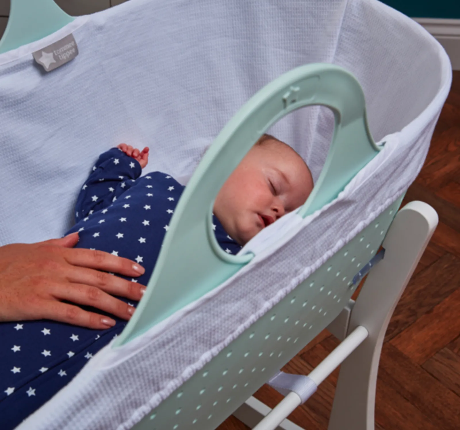 Little Helper Moses Baskets & Stands | Moses Basket With Waterproof Mattress | Mint Green