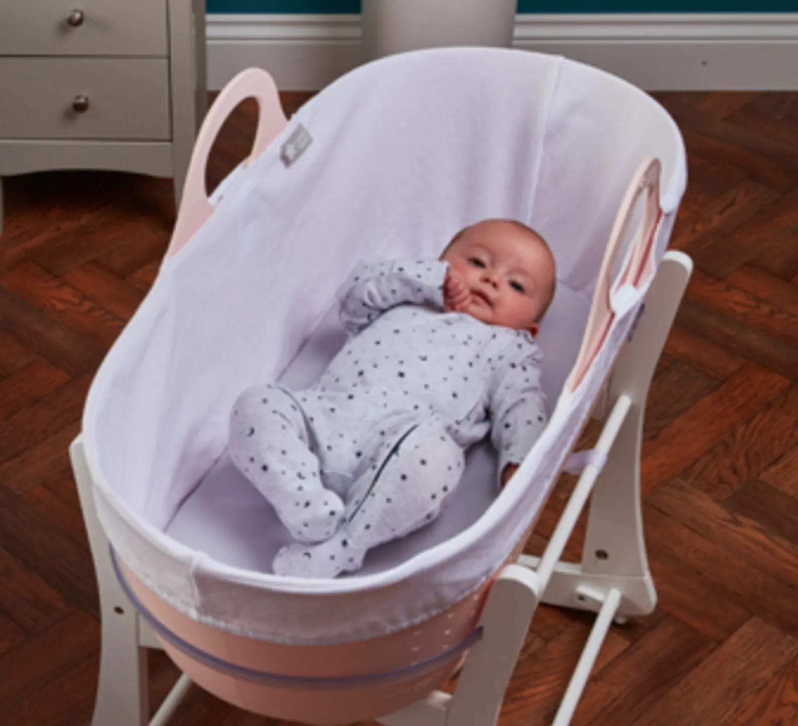 Little Helper Moses Baskets & Stands | Moses Basket With Waterproof Mattress | Whisper Pink