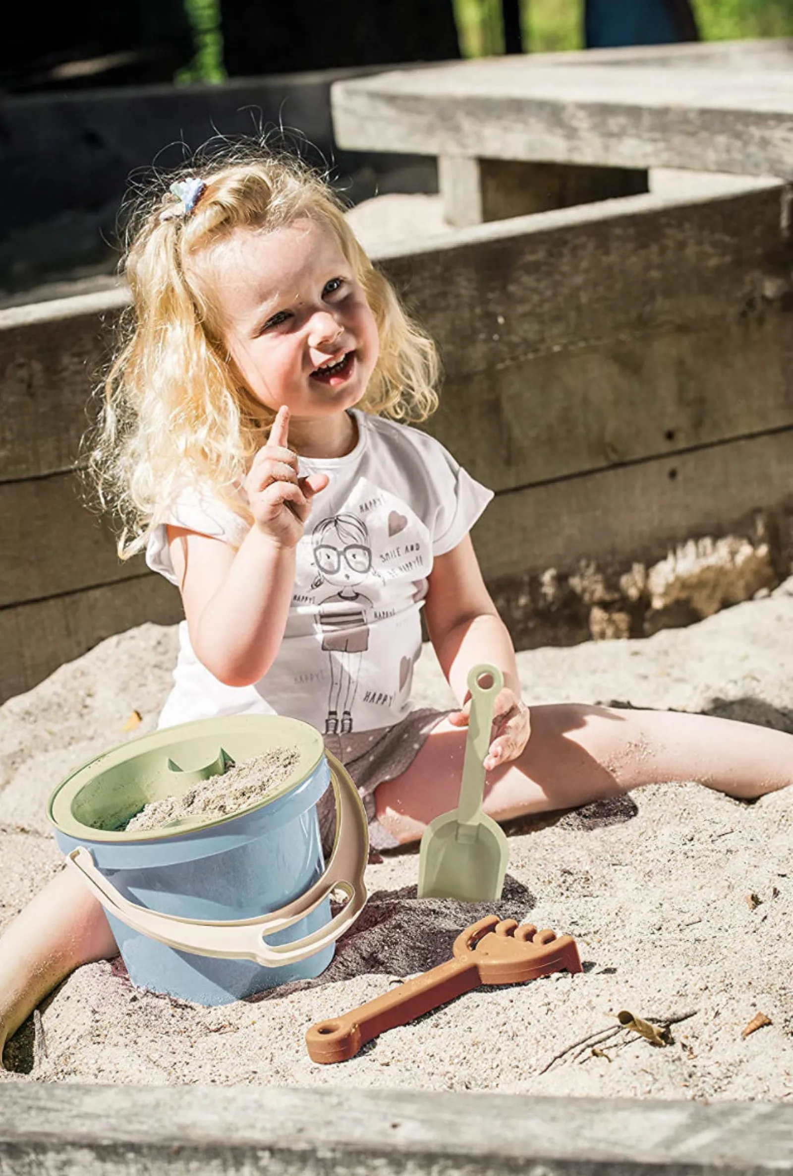 Little Helper Sand & Water Table & Sandpits & Mud Kitchens | Role Play Toys & Pretend Play | 4 Piece 100% Recyclable BIOPlastic Sand & Water Play Set | Outdoor Toys for Sand Pit | 2 years+